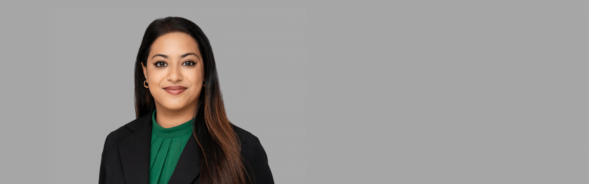 Headshot of Mahima Khanom for desktop users