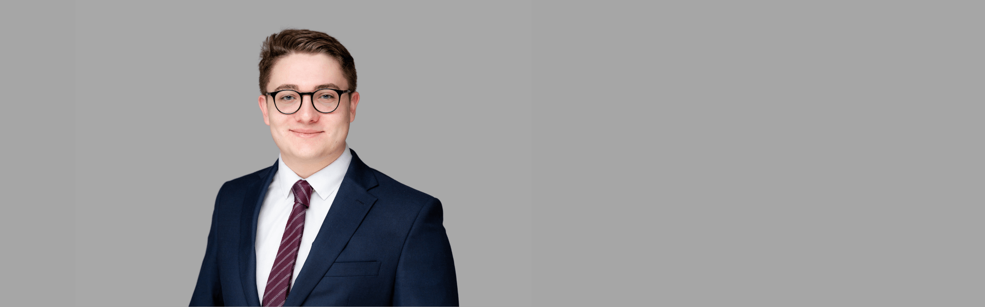 Headshot of Jacob Warner for desktop users