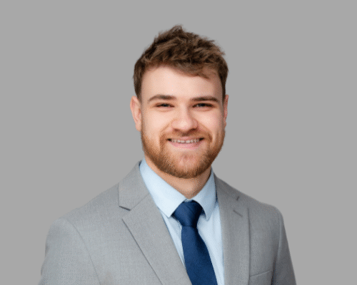 Headshot of Noah Butler for mobile devices