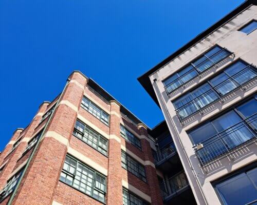 Flat buildings